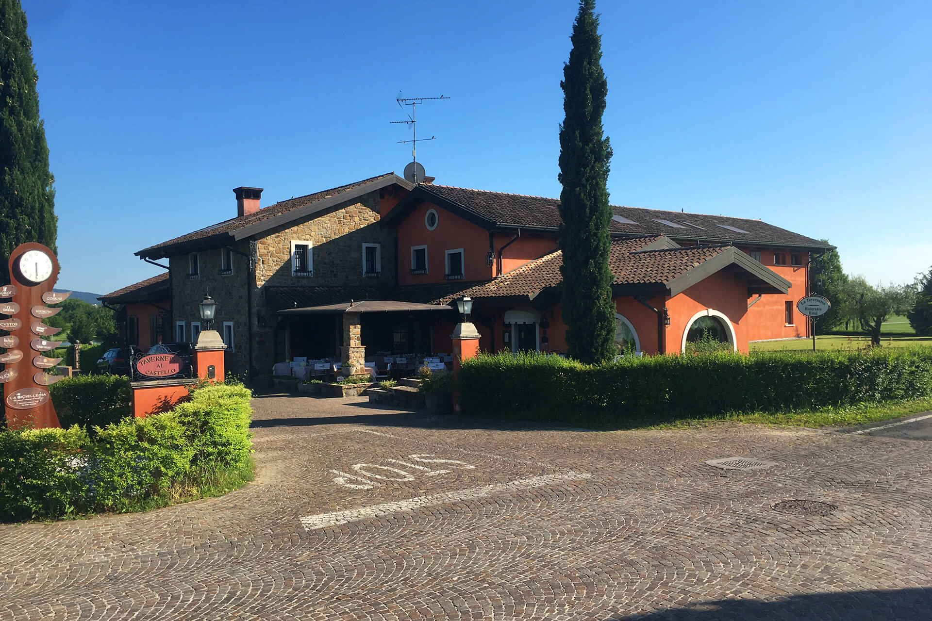 Cycling Croatia Castello di Spessa Estate image